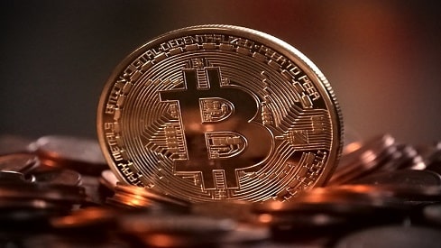 دار الإفتاء المصري.. أول فتوى رسمية في تحريم البيتكوين Bitcoin