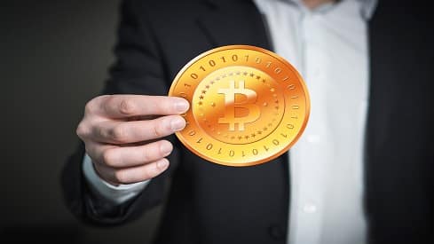 دار الإفتاء المصري.. أول فتوى رسمية في تحريم البيتكوين Bitcoins