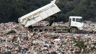 The dump في النفايات ثروات مهدرة