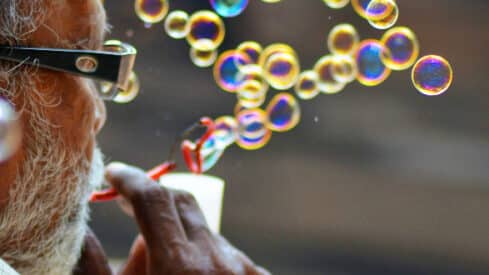bubbles منهج الإسلام في حفظ حق الحياة