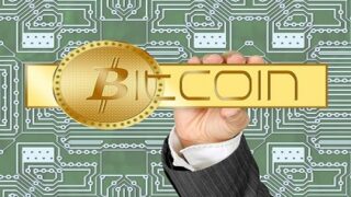 bitcoin-495996_1280 العملات الافتراضية أداة سرية لتبييض المليارات حول العالم