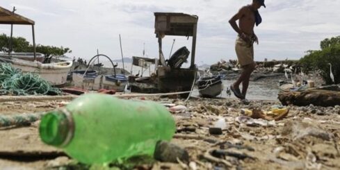 هذا ماتفعله الدول لمواجهة “النفايات البلاستيكية”