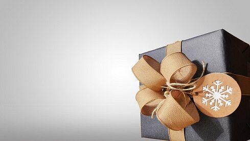 present-gift الإنسان والميلاد الثاني