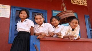 primary-school-4878040_1920 كيف نُحسن الأداء المدرسي للطفل في بيئة فقيرة ؟