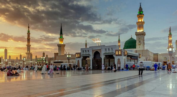 توسعات المسجد النبوي عبر التاريخ