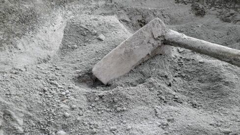 شبح أتربة الإسمنت يهدد البيئة والبشر