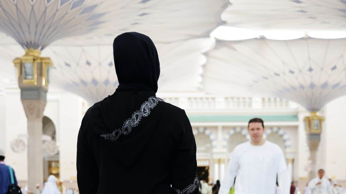 ما شروط الاستطاعة في الحج للنساء؟