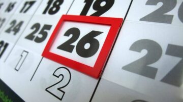 تقويم شهري يظهر يوم 26 محاطًا بإطار أحمر، مع تواريخ أخرى مرسومة بشكل واضح.