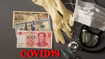 أموال من عملات مختلفة، قفازات طبية، قناع وجه، سماعة طبية، وزجاجات حقن، مع نص "COVID19" باللون الأحمر.