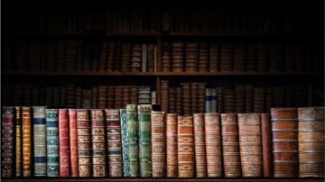 إتلاف الكتب في التراث