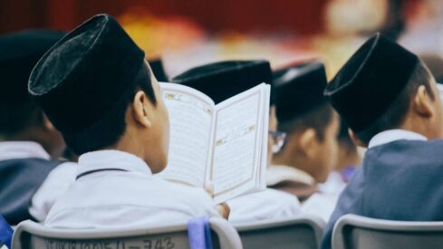 reading and understanding Quran