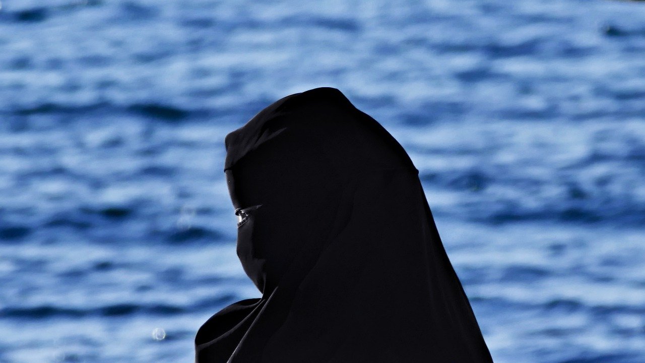 How Muslim Women Can Divorce Her Husband As Per Muslim Law