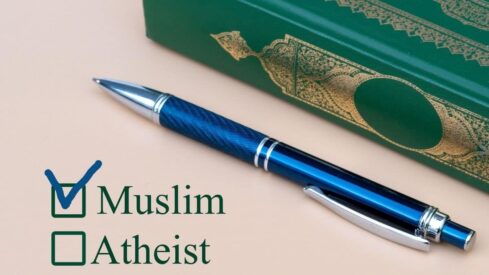 Between Atheism and Monotheism