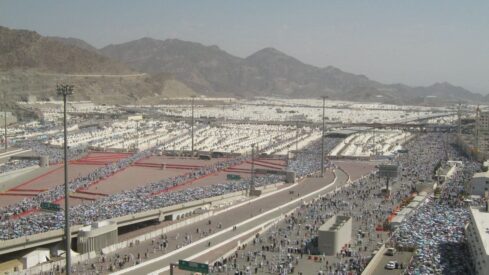 People in Hajj at Makkah