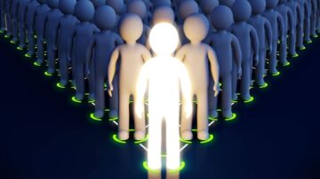 شخصية مضيئة تتوسط مجموعة من الشخصيات الرمادية، مع دوائر مضيئة باللون الأخضر أسفل كل شخصية. الصورة تمثل مفهوم التميز والقيادة في بيئة جماعية.