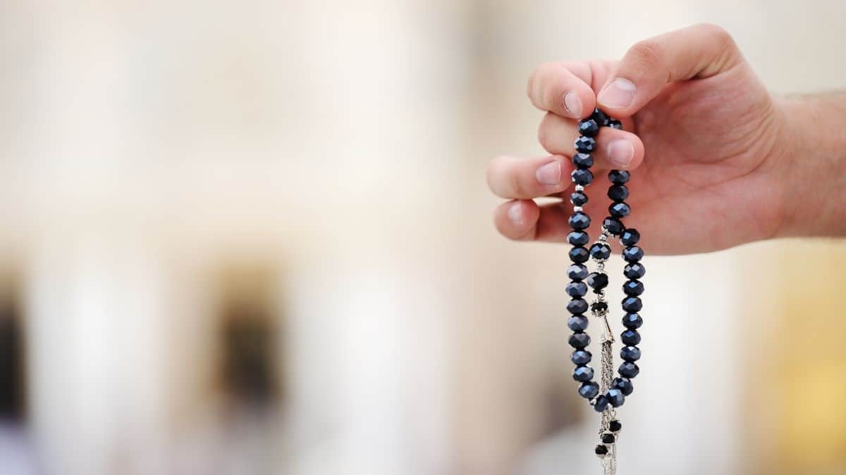 أذكار الصباح والمساء صورة لمثالية الإسلام وواقعيته أذكار الصباح والمساء صورة لمثالية الإسلام وواقعيته