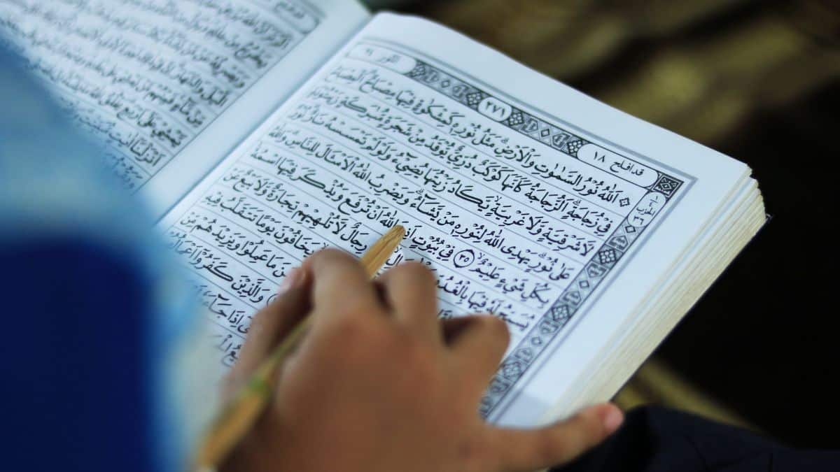 عوامل البعد عن المنهج القرآني والهدي النبوي