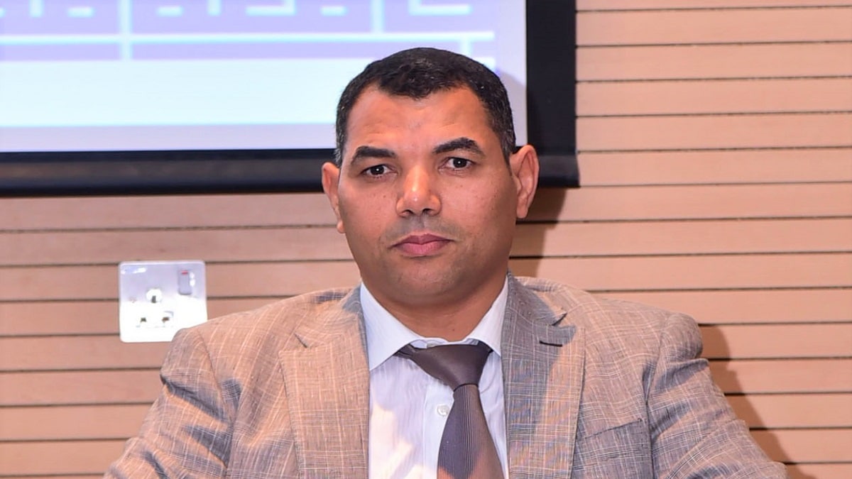 د. عماد عبد اللطيف: الذكاء الاصطناعي أكثر التحديات الحالية لعلم البلاغة