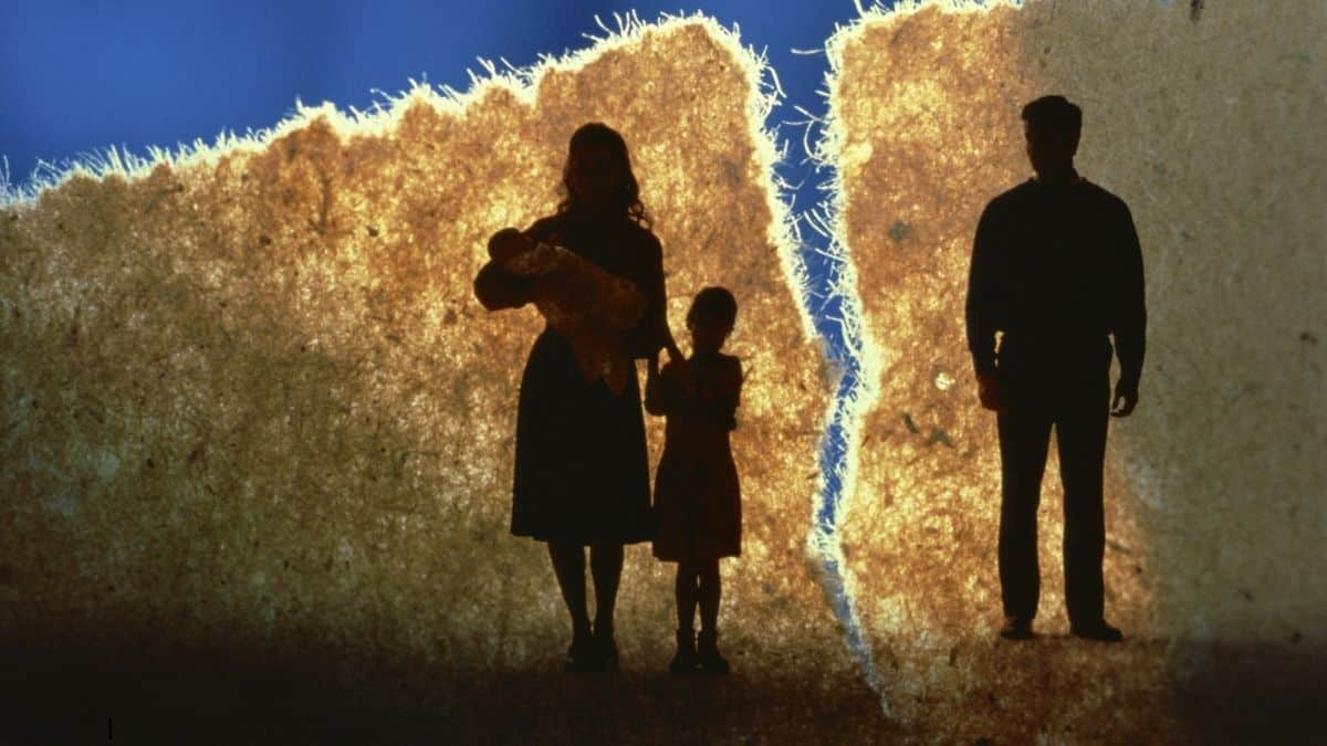 الطلاق .. آثار وعواقب – إسلام أون لاين