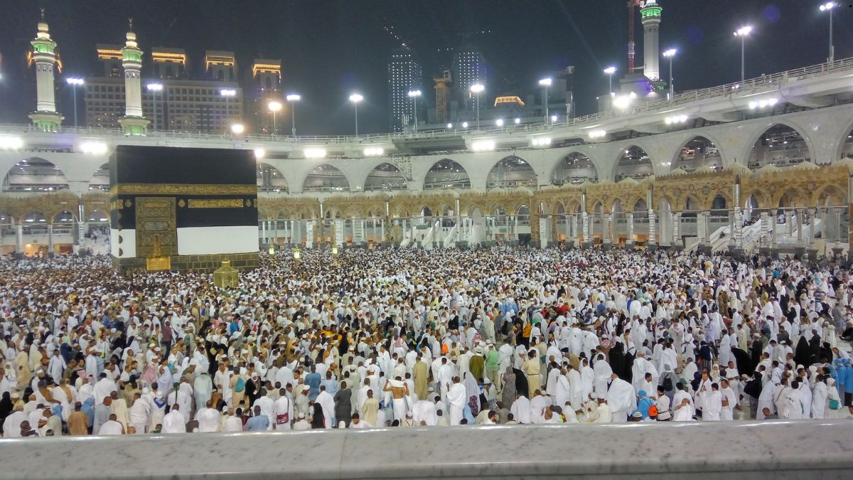 الحج وأثره في الارتقاء بالأخلاق الحج وأثره في الارتقاء بالأخلاق