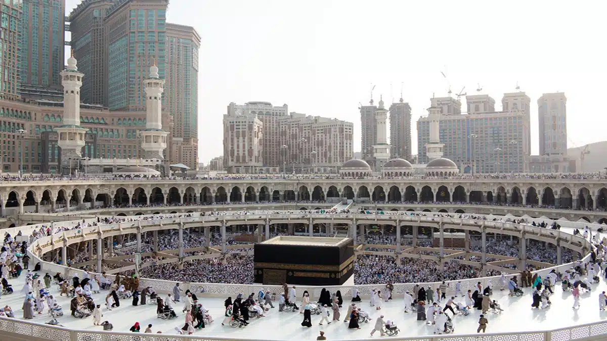 الفرق بين الحج والعمرة. أركان وواجبات العمرة