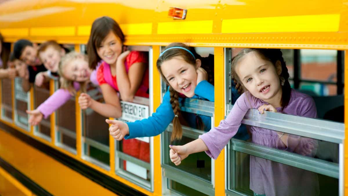 كيف يكون استعداد الطالب للعودة إلى المدرسة؟