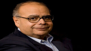 صورة مقال نصر حامد أبوزيد والخلط بين قدسية النص ونقد التراث
