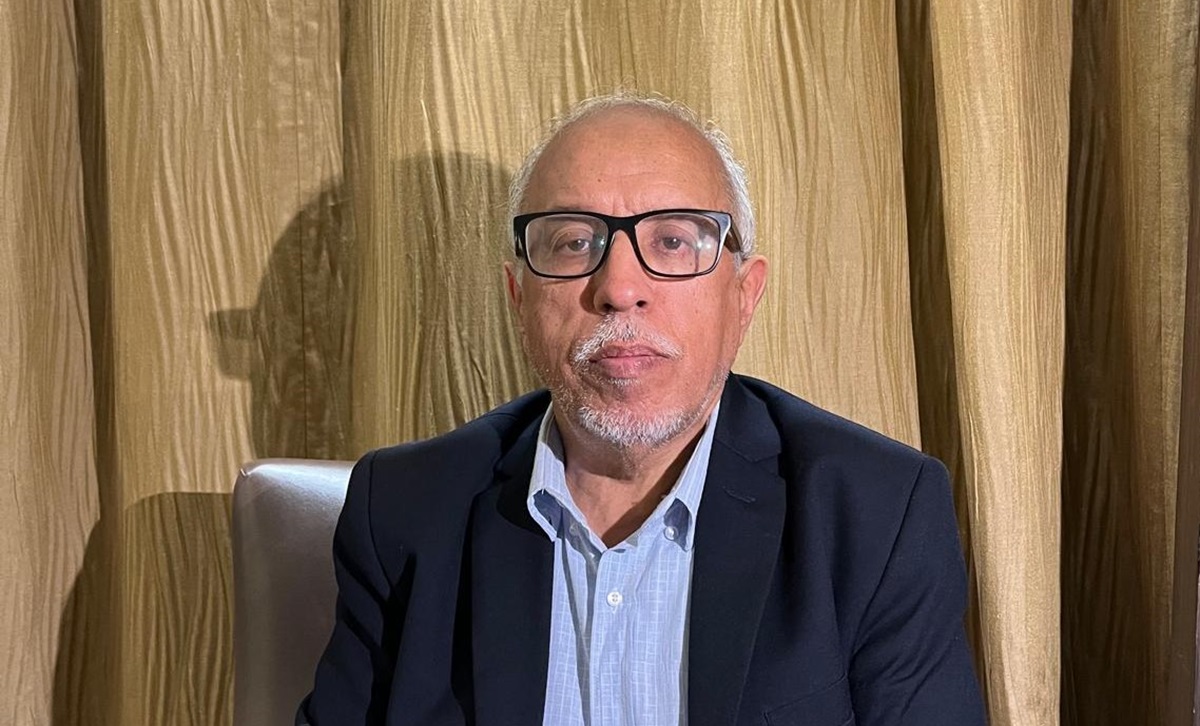 صورة مقال البرفسور أبو بكر العزاوي: أنا رائد الحجاج اللغوي ومؤسس نظرية الحجاج الموسع في العالم العربي
