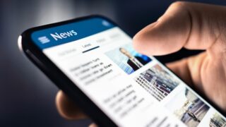 صورة مقال كيف يعيد الذكاء الاصطناعي تشكيل مستقبل الصحافة الرقمية؟