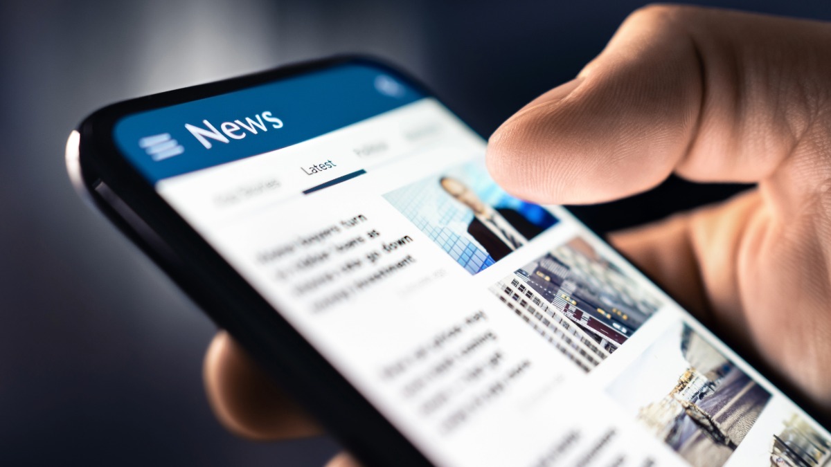 كيف يعيد الذكاء الاصطناعي تشكيل مستقبل الصحافة الرقمية؟