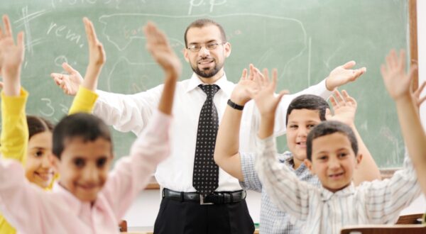 صورة مقال الشباب والدراسة .. رحلة نحت الإنسان وصناعة المستقبل