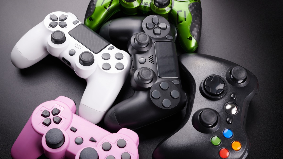 حين تتحول البيوت إلى أسوار بلا أرواح