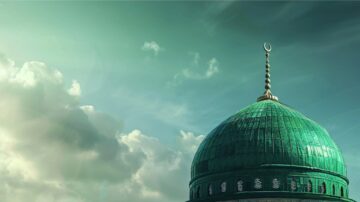 Green dome of a mosque with a crescent moon on top, set against a cloudy sky. The architecture reflects Islamic design, symbolizing spirituality and cultural heritage.