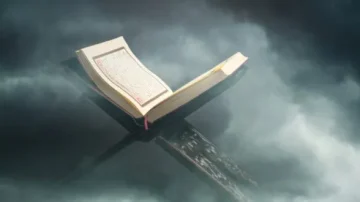 Livre ouvert flottant au-dessus d'une épée, entouré de nuages sombres et mystérieux, symbolisant la connaissance et la spiritualité.